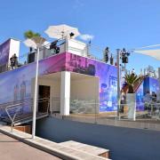 Le stand Red Bull. Une F1 y était exposée. Accès interdit :=(