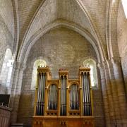 Le transept gauche  et son orgue