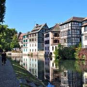 Agréable balade le long de l'ill, avec les maisons qui se mirent dans l'Ill