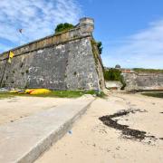 Les fortifications  vues depuis le port