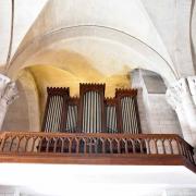Les grandes orgues ont été construites par Gaston Maille de Bordeaux en 1890