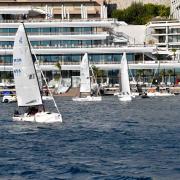 Les J70 quittent le port Hercule