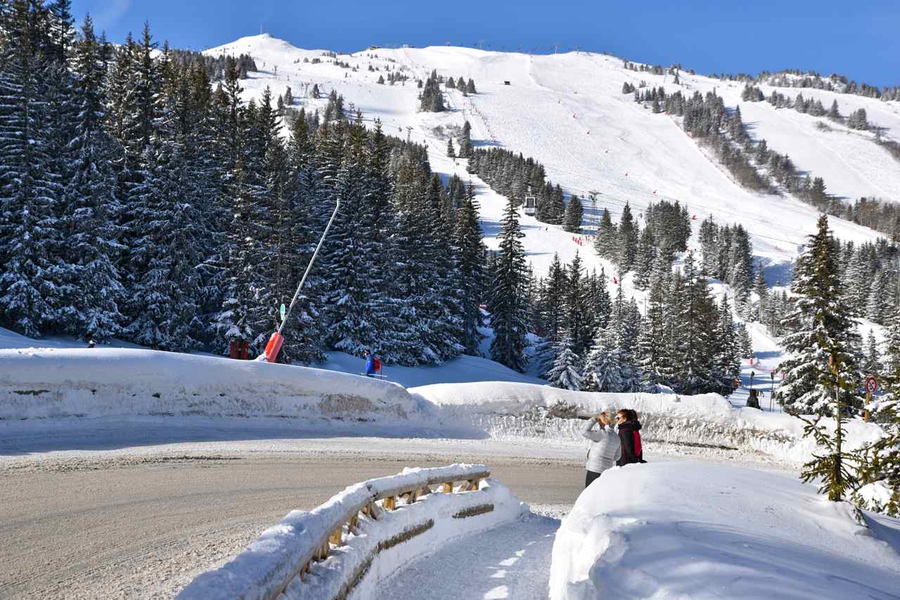  Les pistes de ski font 190 km de longueur...