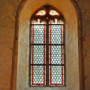 Tous les vitraux sont de la verrerie des Frères Ott de Strasbourg
