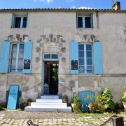 Maison d'artiste sur le port