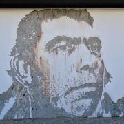 Oeuvre gravée dans le mur