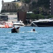 Oupss, j'ai déssalé. Le bateau d'assistance va m'aider :=)