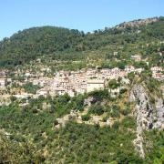Peille, Alpes-Maritimes, petit village perché à 630m date du XI° siècle
