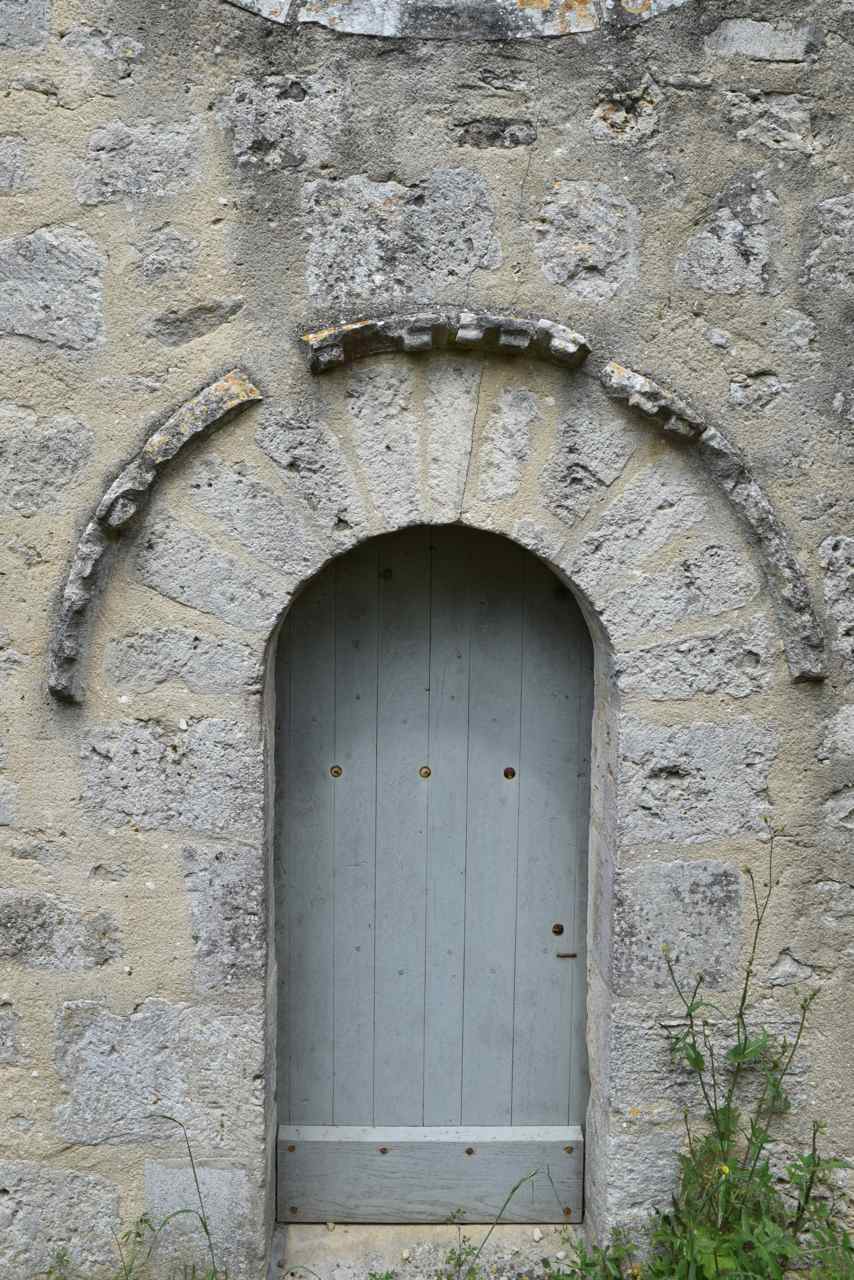 Porte de la chapelle sud