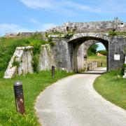 Porte des fortifications extérieures