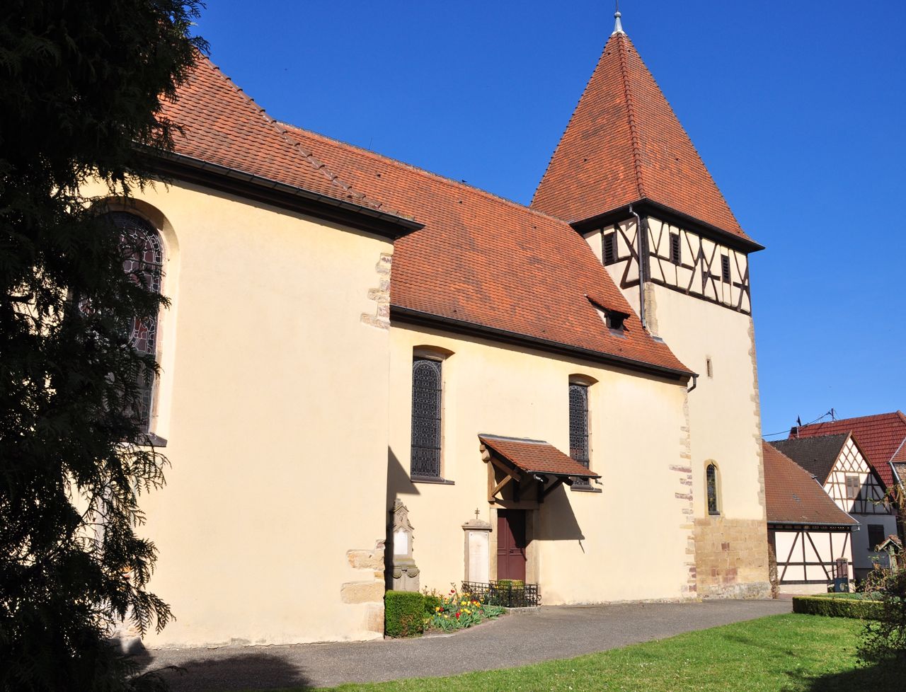 Première église orientée à l'Est en Alsace, bâtie au XII° siècle