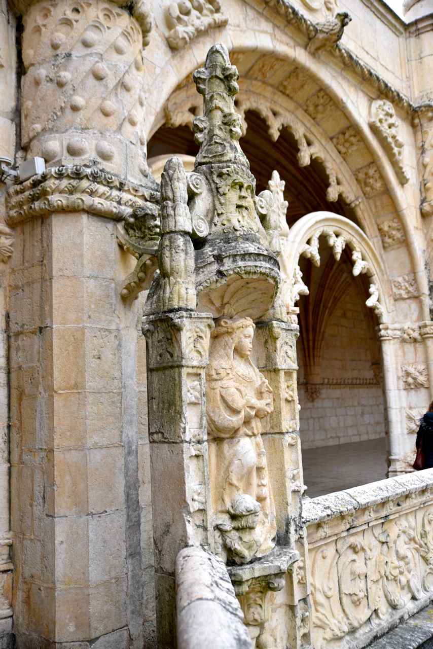 ...s'y recueillirent pendant environ quatre siècles