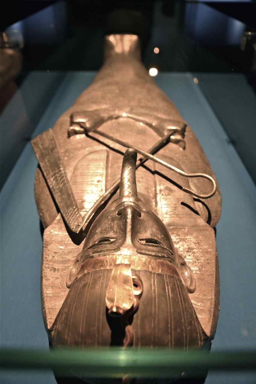 Sarcophage de Psousennès 1er -XXI° dynastie