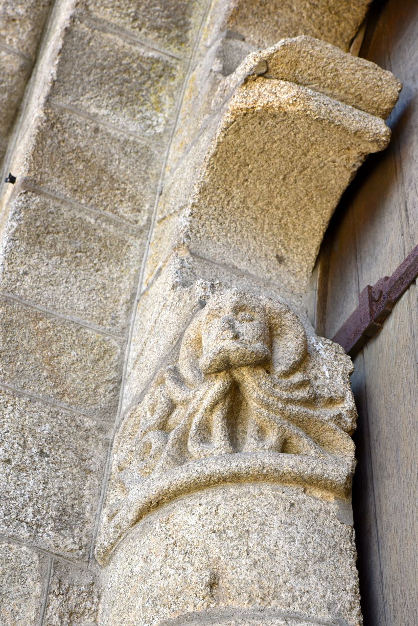Sculpture du portail