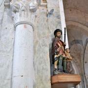 St Roch, nourri par son chien, sculpture en bois polychrome du XVI° siècle