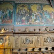 Stalles, lambris et fresques du chœur (XVIIIe)