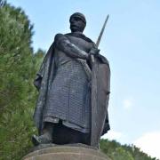 Statue d'Afonso Henriques, premier roi du Portugal