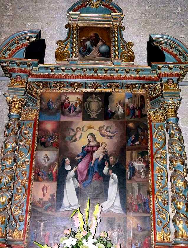  Tableau de Notre Dame du Rosaire  dans le transept sud