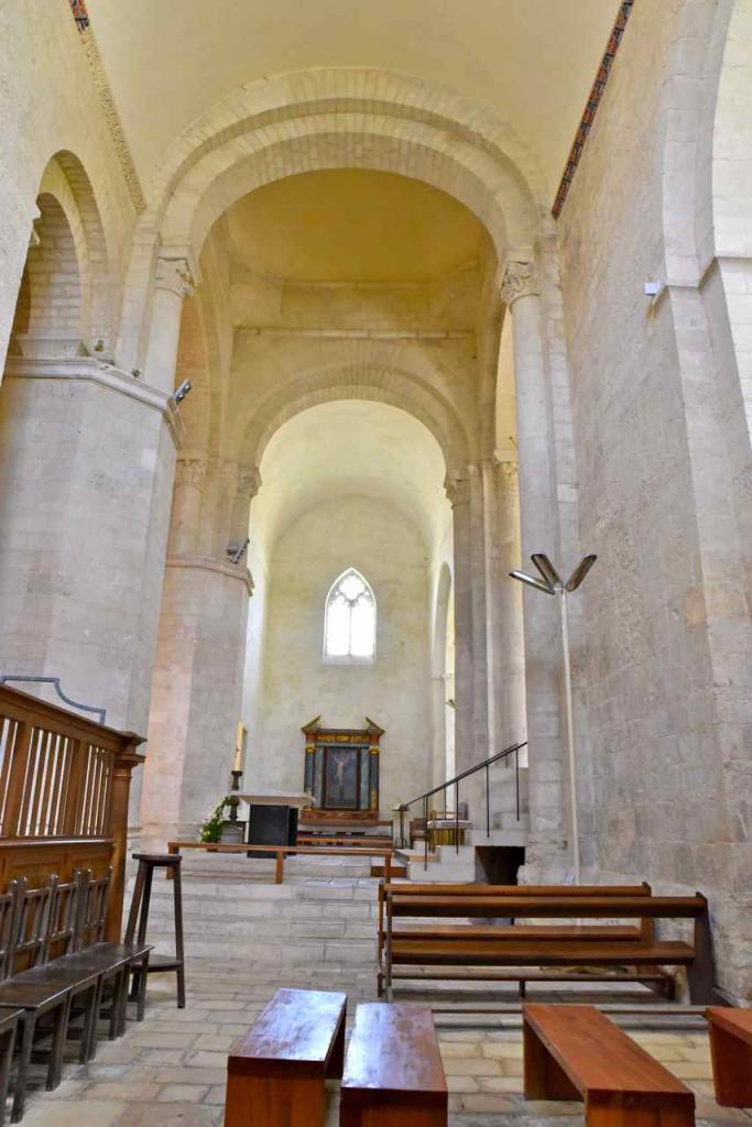 Transept nord et la coupole sur trompes de la croisée du transept