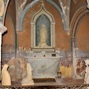 ..une chapelle et un statuaire saint sulpicienne du XIX° siècle