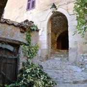 Une des multiples portes médiévales