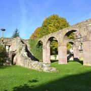 Vestiges de l'ancienne abbaye fondée en 660...