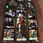 Vitrail du bas côté sud