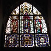 Vitrail de la petite Crucifixion du XIII° siècle