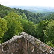 Vue sur la plaine d'Alsace depuis la porte du donjon